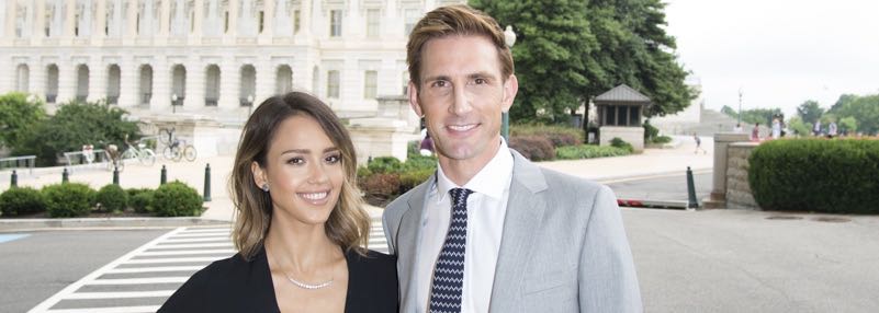 Jessica Alba lobbies the Hill…..