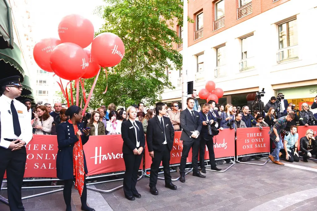 170625768SY00027_Harrods_Su