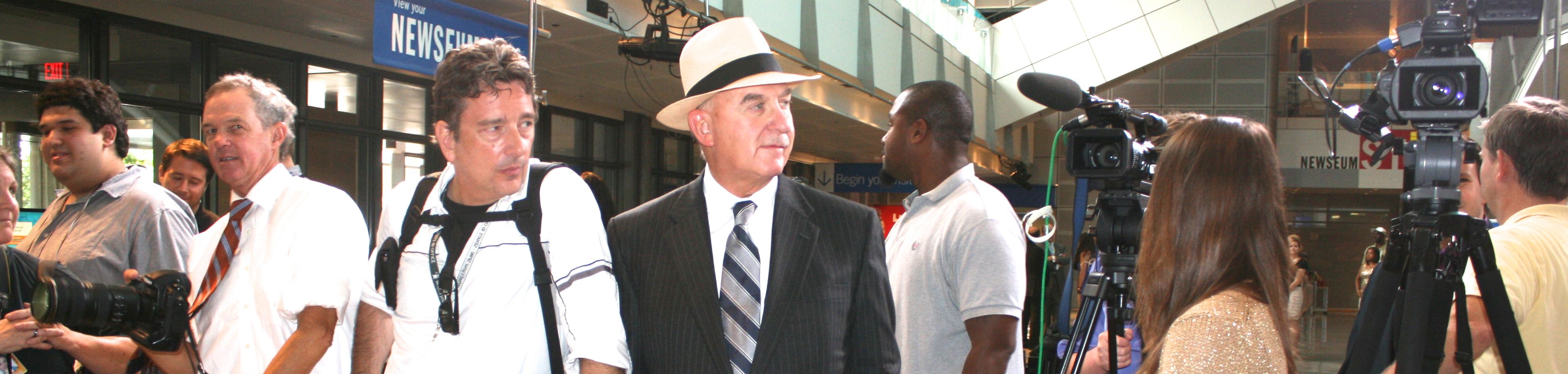 Arch does “The Campaign”