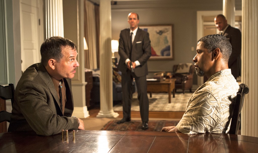 5682_D004_00103R_CROP