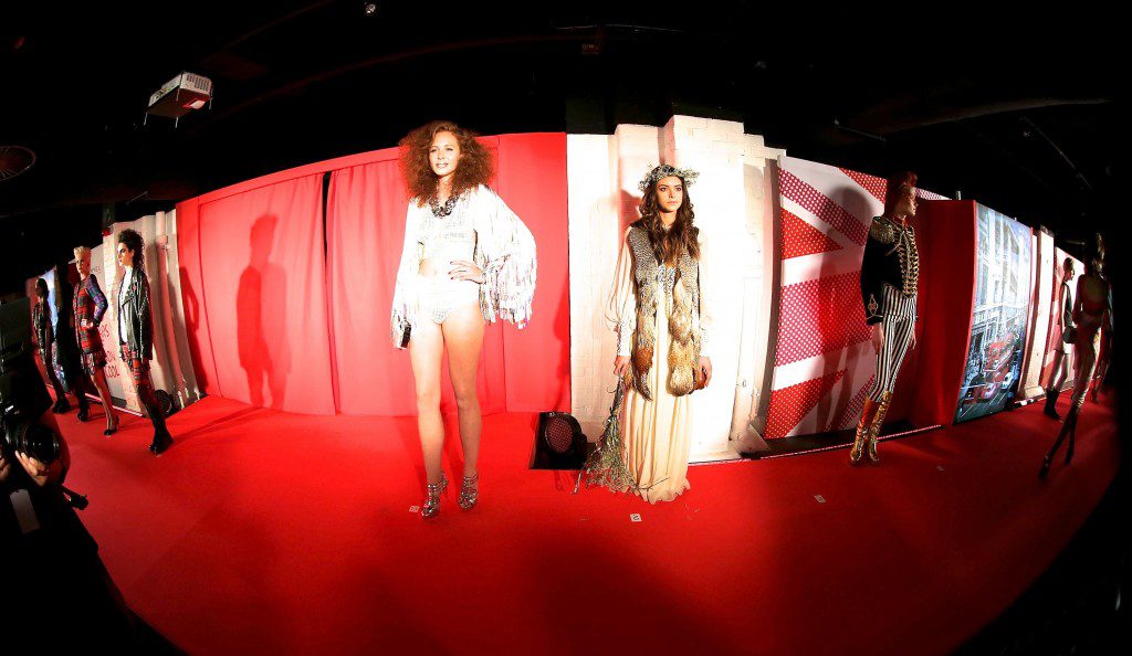 184075146BS00108_Rimmel_Lon