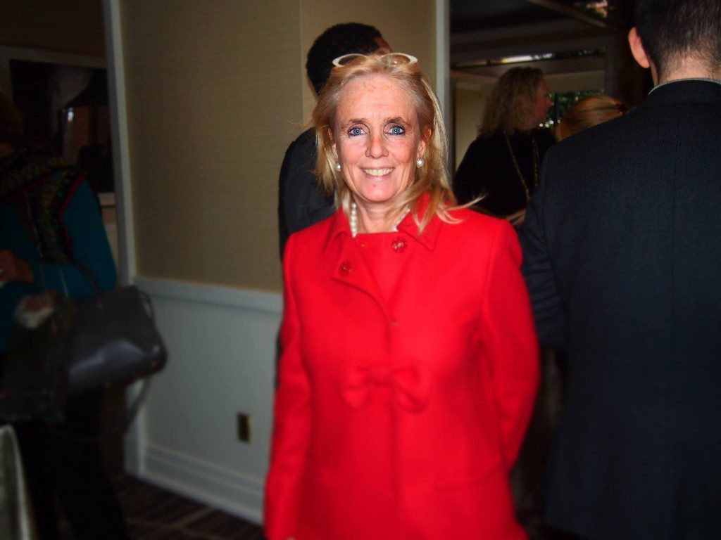 965058_10202880640640807_719120529_o