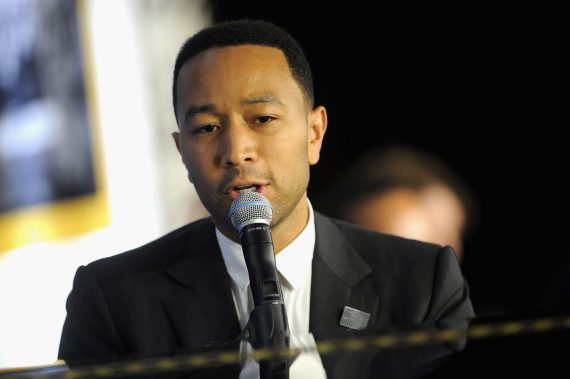 WASHINGTON, DC - APRIL 24:  John Legend performs at "An Evening With John Legend" hosted by POLITICO to kick-off White House Correspondents' weekend at Longview Gallery on April 24, 2015 in Washington, DC.  (Photo by Brad Barket/Getty Images for POLITICO)